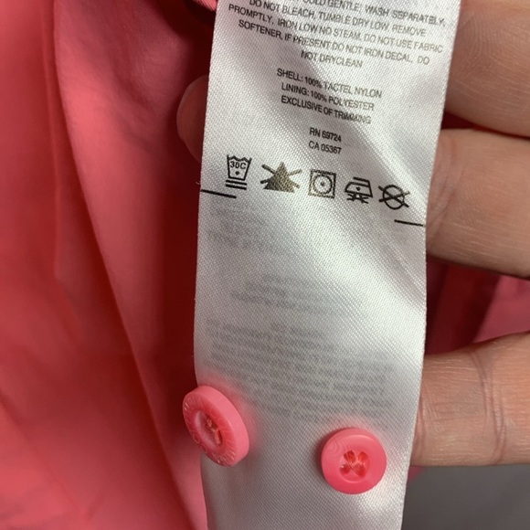 Columbia PFG women’s Pink Button-Up Shirt - Picture 7 of 9